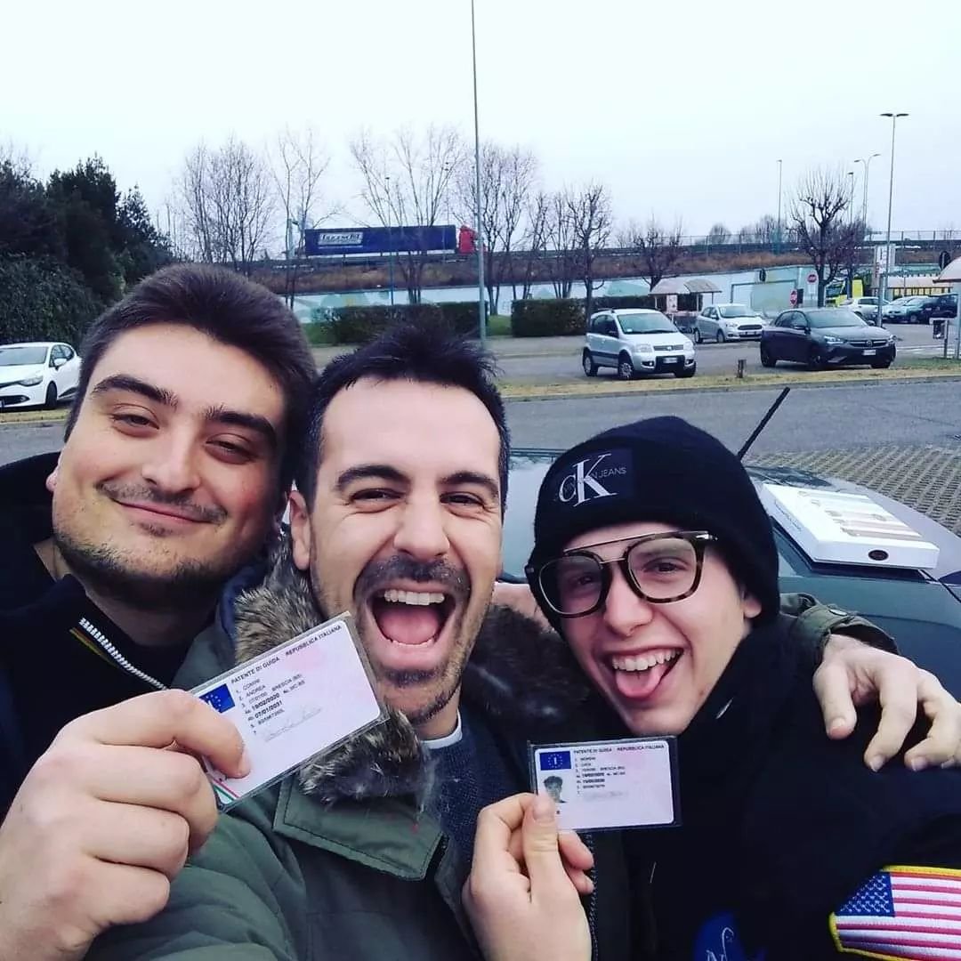 patente_di_guida_originale_277961937_372709458060348_5110509242976753235_n